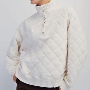 Rae Mode quilted snap pullover bone sm med large